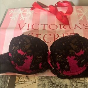 Victoria's Secret Black and Pink Lace Bra
